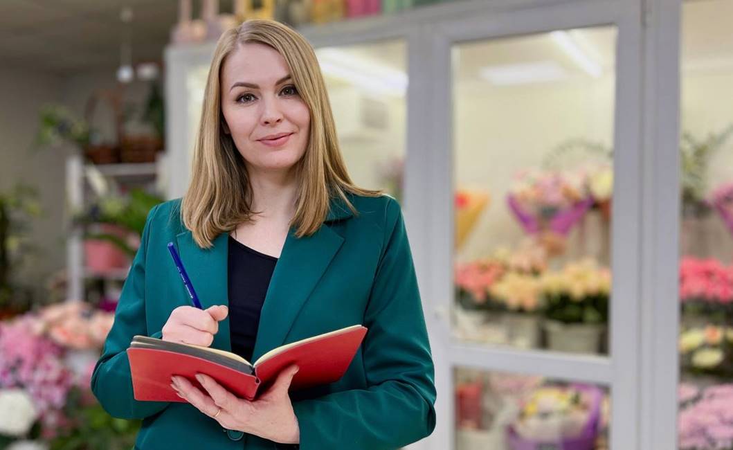 Логотип Как уйти из найма и открыть салон цветов и праздника